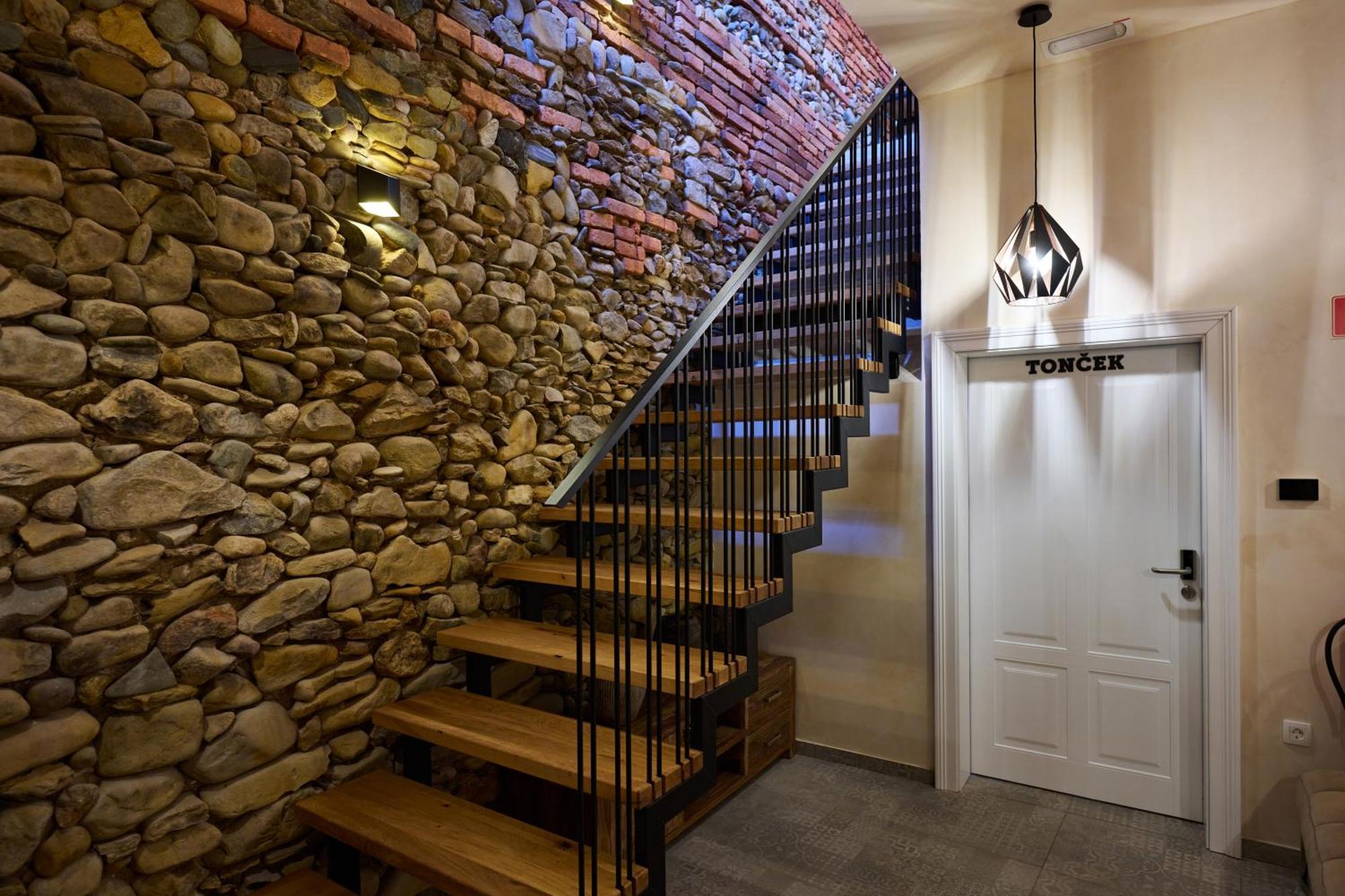 Hisa Ancka, Boutique Hotel & Maja Rooms Slovenj Gradec Εξωτερικό φωτογραφία